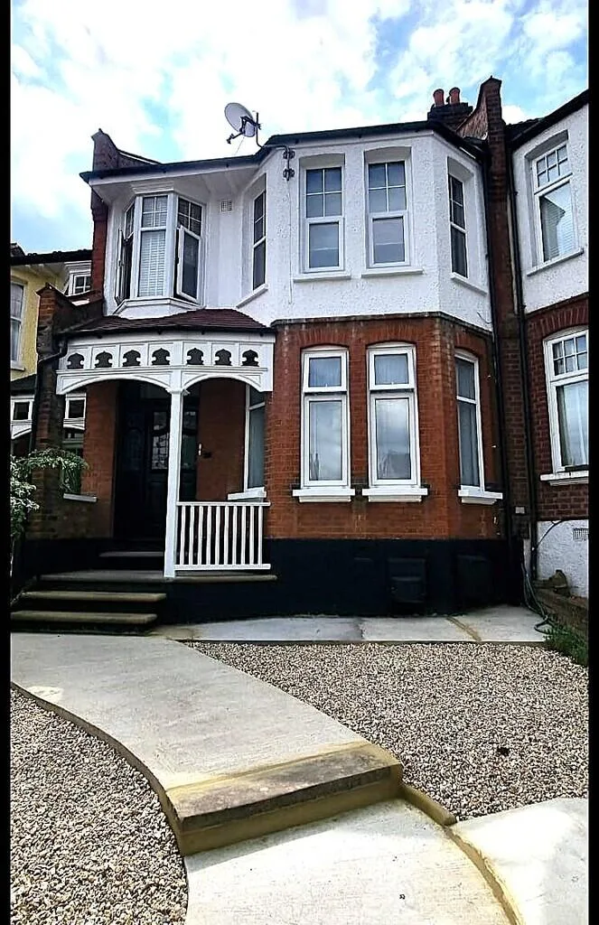 1 bedroom ground floor flat for rent