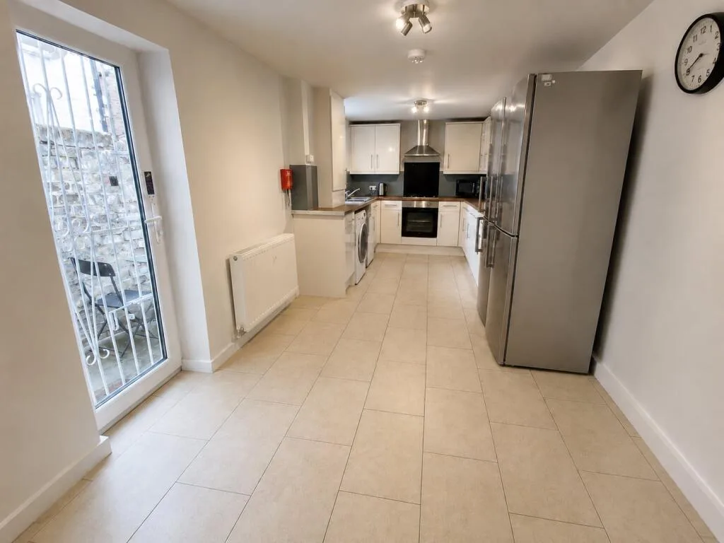 1 bedroom house for rent