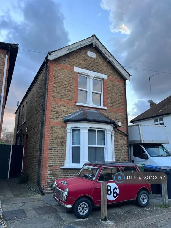 4 bedroom detached house for rent