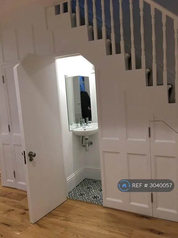 4 bedroom detached house for rent