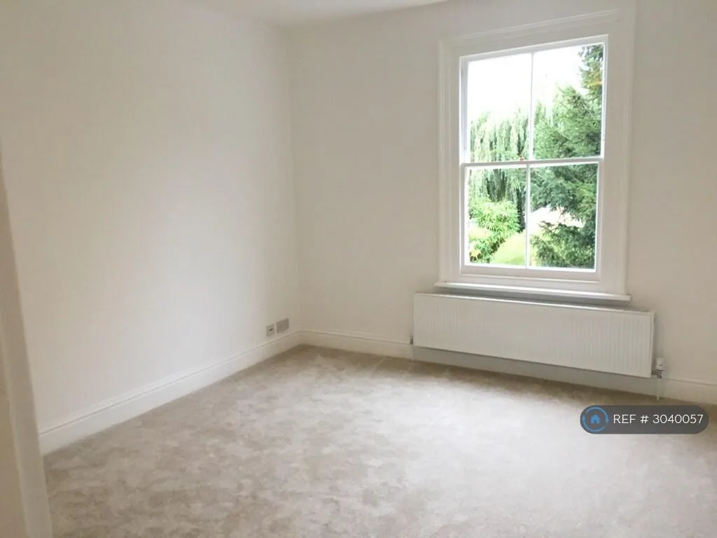 4 bedroom detached house for rent