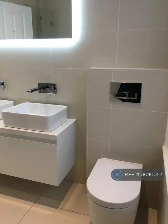 4 bedroom detached house for rent