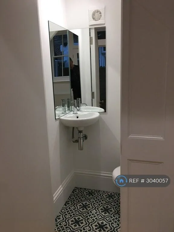 4 bedroom detached house for rent