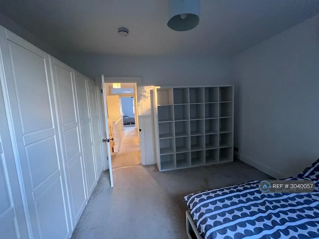 4 bedroom detached house for rent