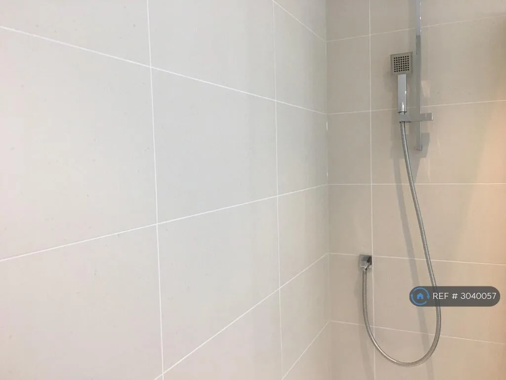 4 bedroom detached house for rent