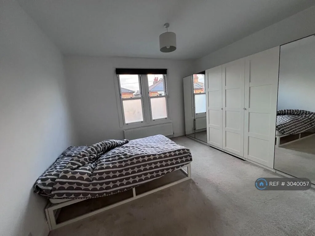 4 bedroom detached house for rent