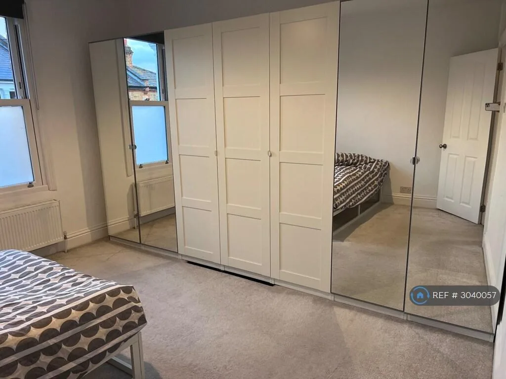 4 bedroom detached house for rent
