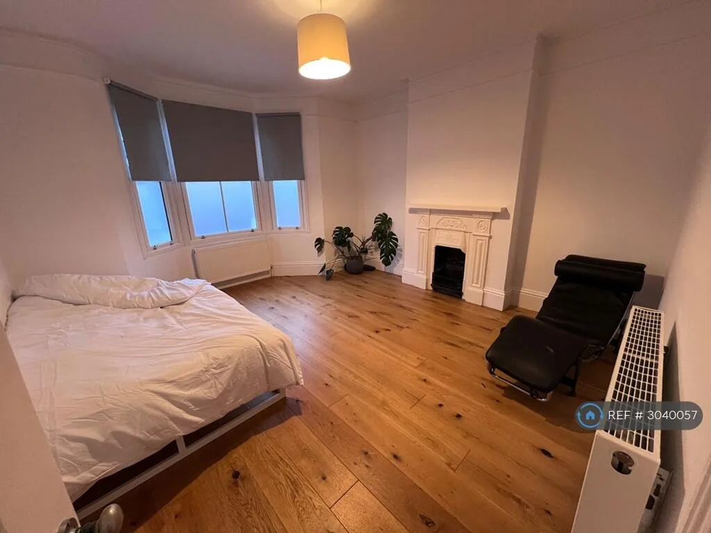 4 bedroom detached house for rent