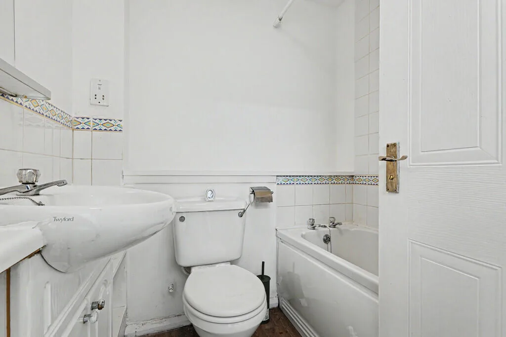 1 bedroom ground floor flat for rent