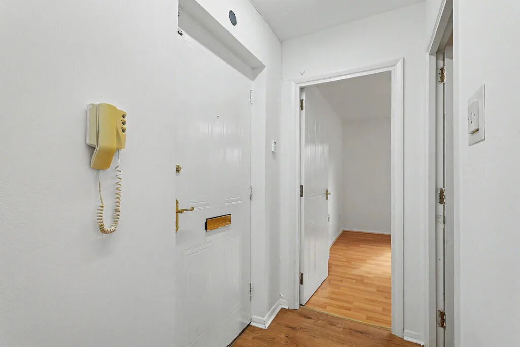 1 bedroom ground floor flat for rent