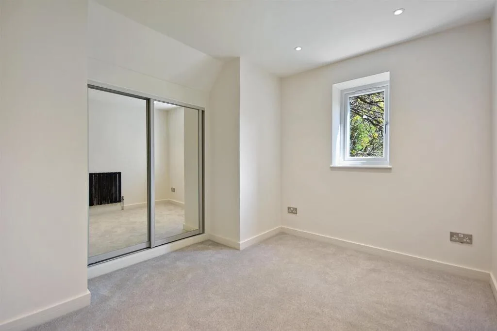 2 bedroom house for rent