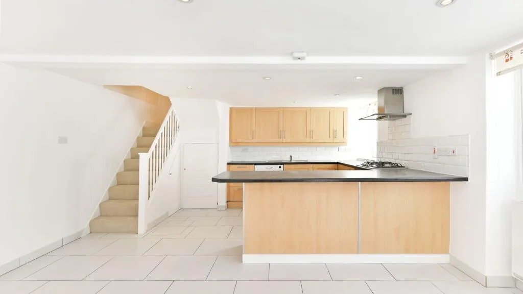 3 bedroom town house for rent