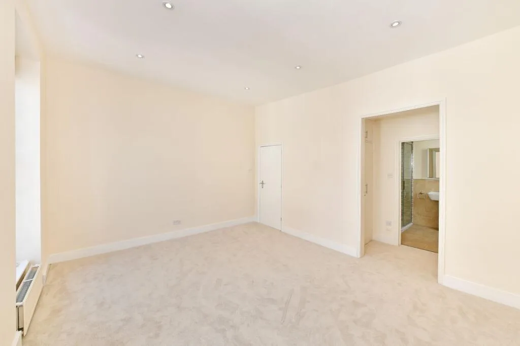 3 bedroom town house for rent