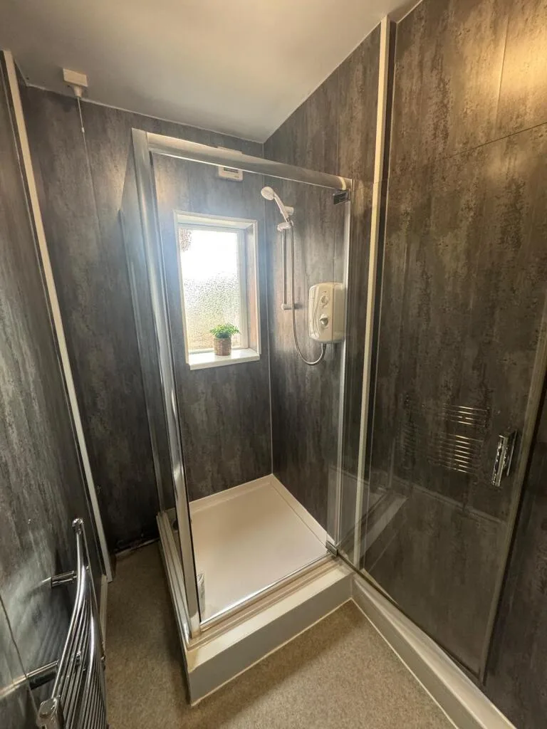 3 bedroom semi-detached house for rent