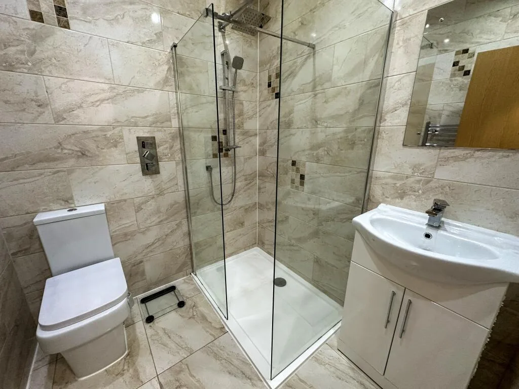 1 bedroom house for rent