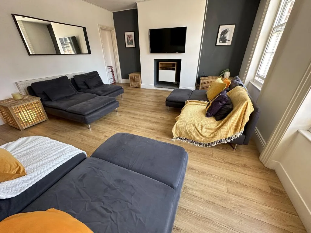 1 bedroom house for rent