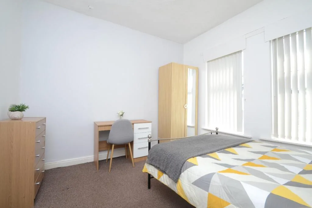 4 bedroom terraced house for rent