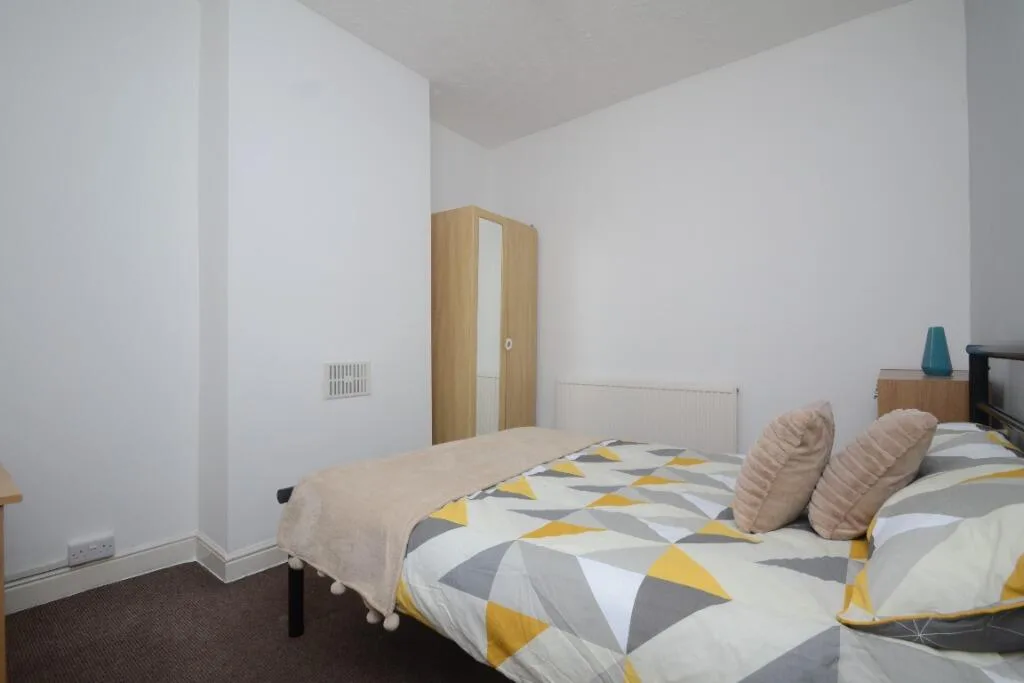 4 bedroom terraced house for rent