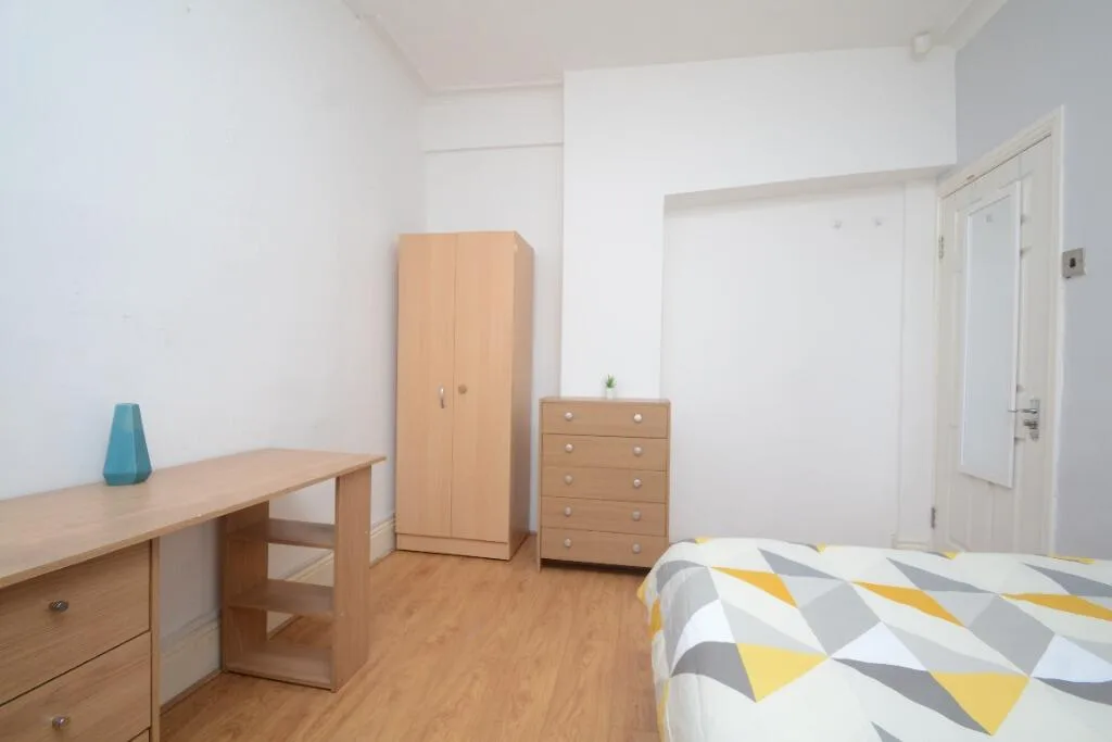 4 bedroom terraced house for rent