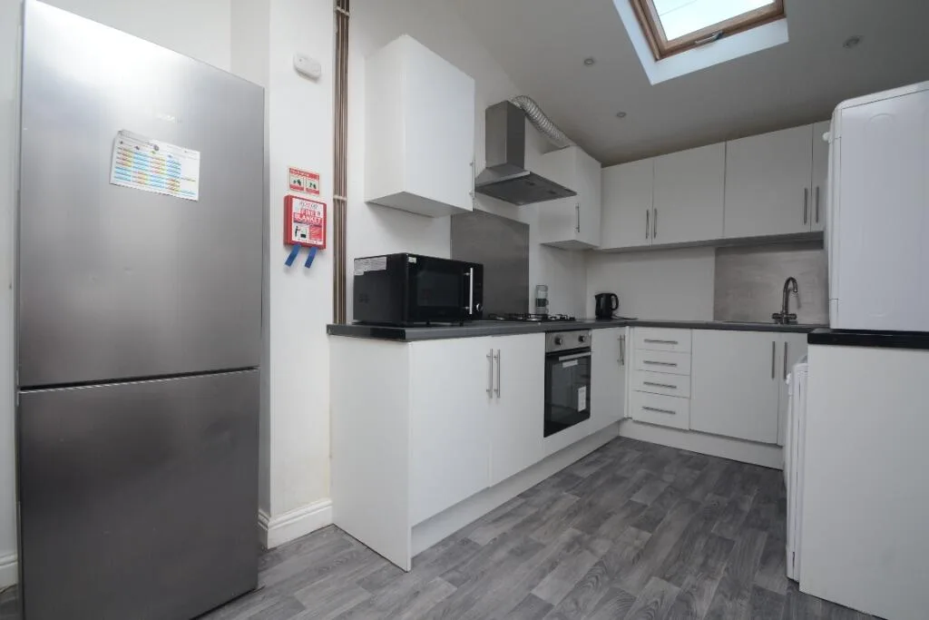 4 bedroom terraced house for rent