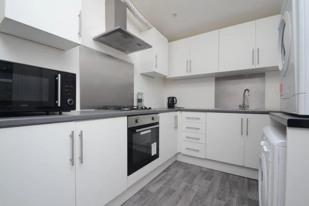 4 bedroom terraced house for rent