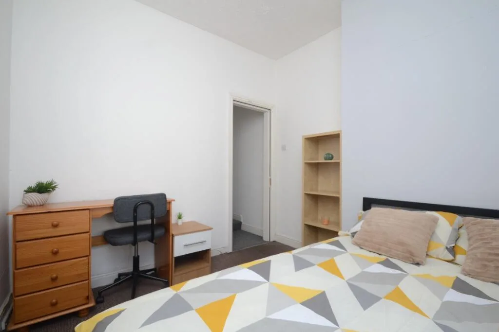 4 bedroom terraced house for rent