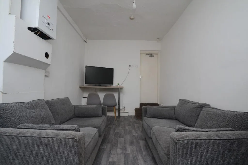 4 bedroom terraced house for rent