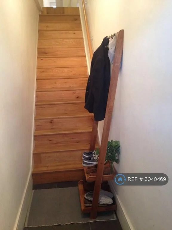 2 bedroom maisonette for rent