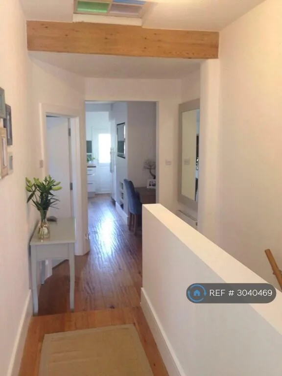 2 bedroom maisonette for rent
