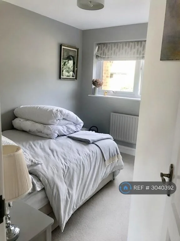 2 bedroom maisonette for rent