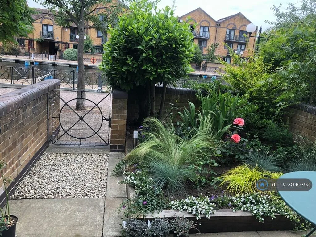 2 bedroom maisonette for rent