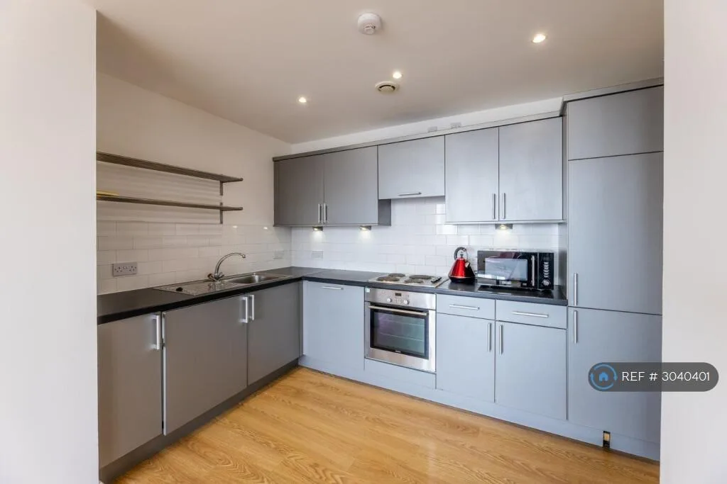 3 bedroom flat for rent