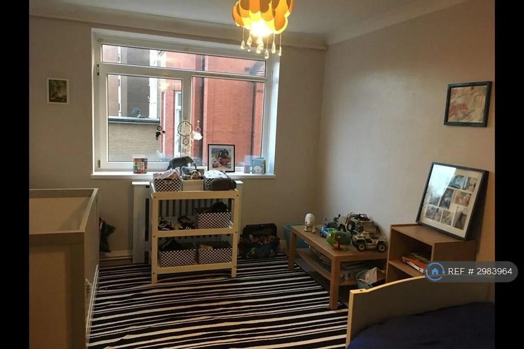 3 bedroom flat for rent