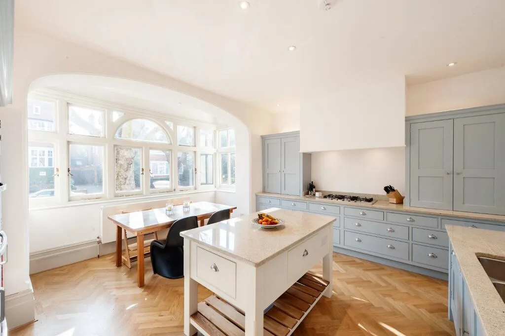 4 bedroom duplex for rent