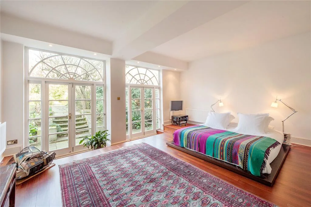 4 bedroom duplex for rent