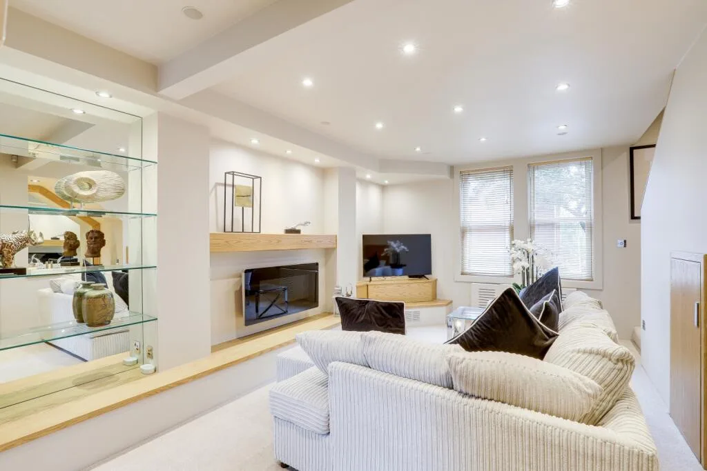 2 bedroom apartment for rent
