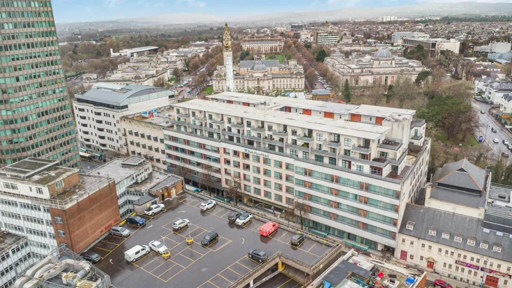 2 bedroom penthouse for rent