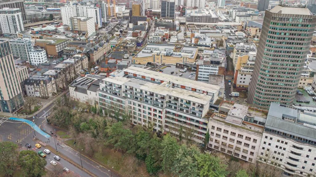 2 bedroom penthouse for rent