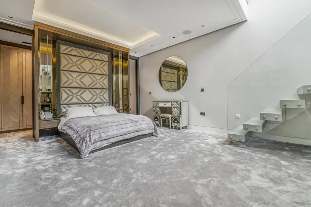 1 bedroom maisonette for rent