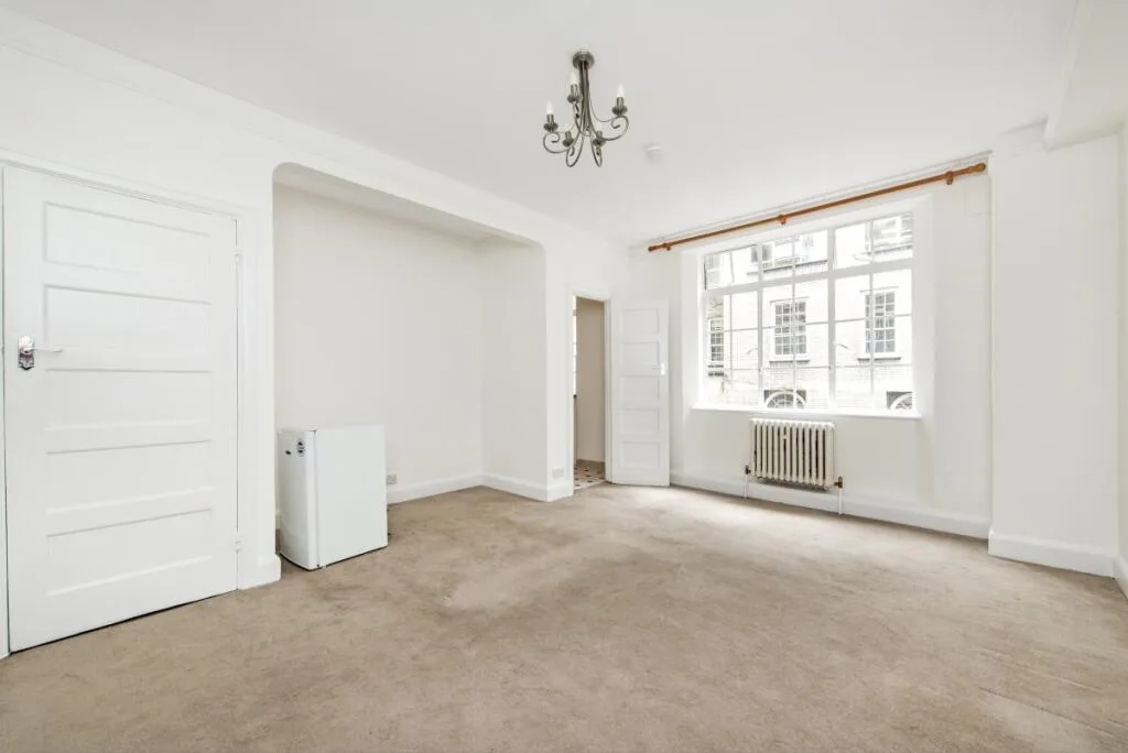 Studio flat for rent