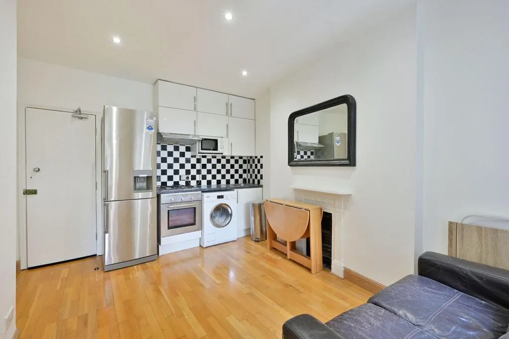 1 bedroom flat for rent