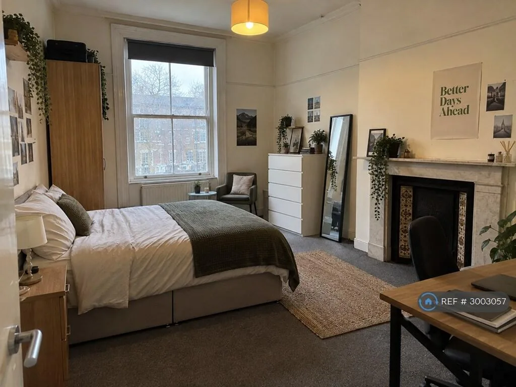 5 bedroom flat for rent