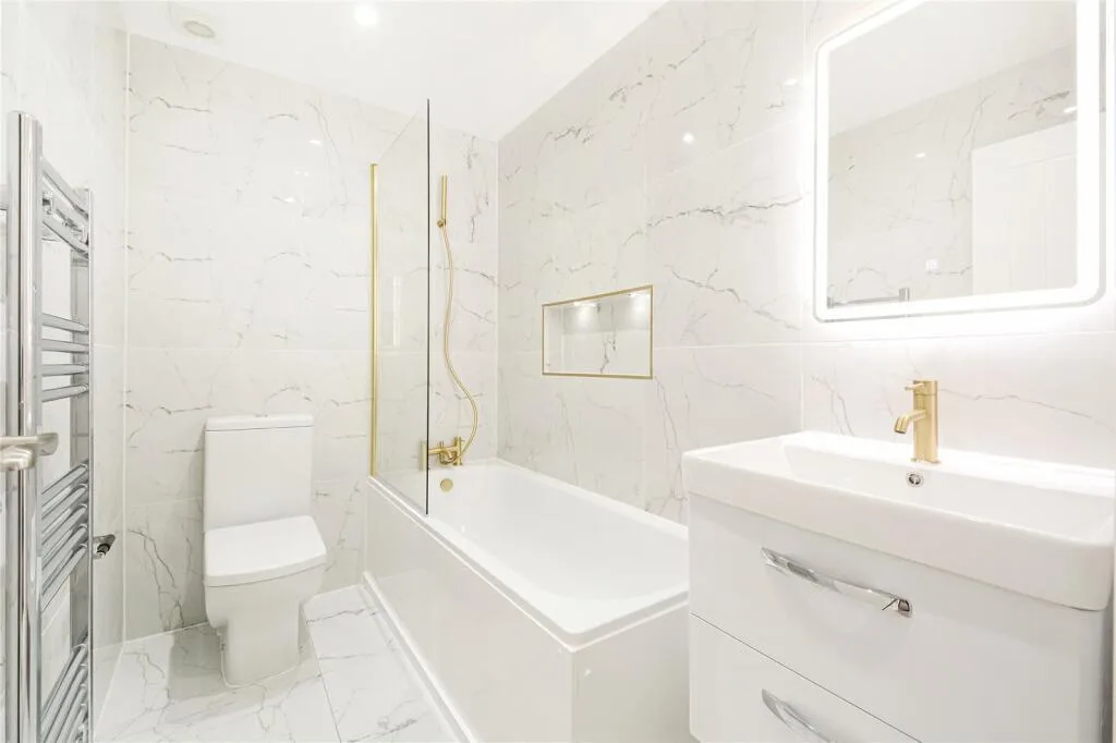 5 bedroom terraced house for rent