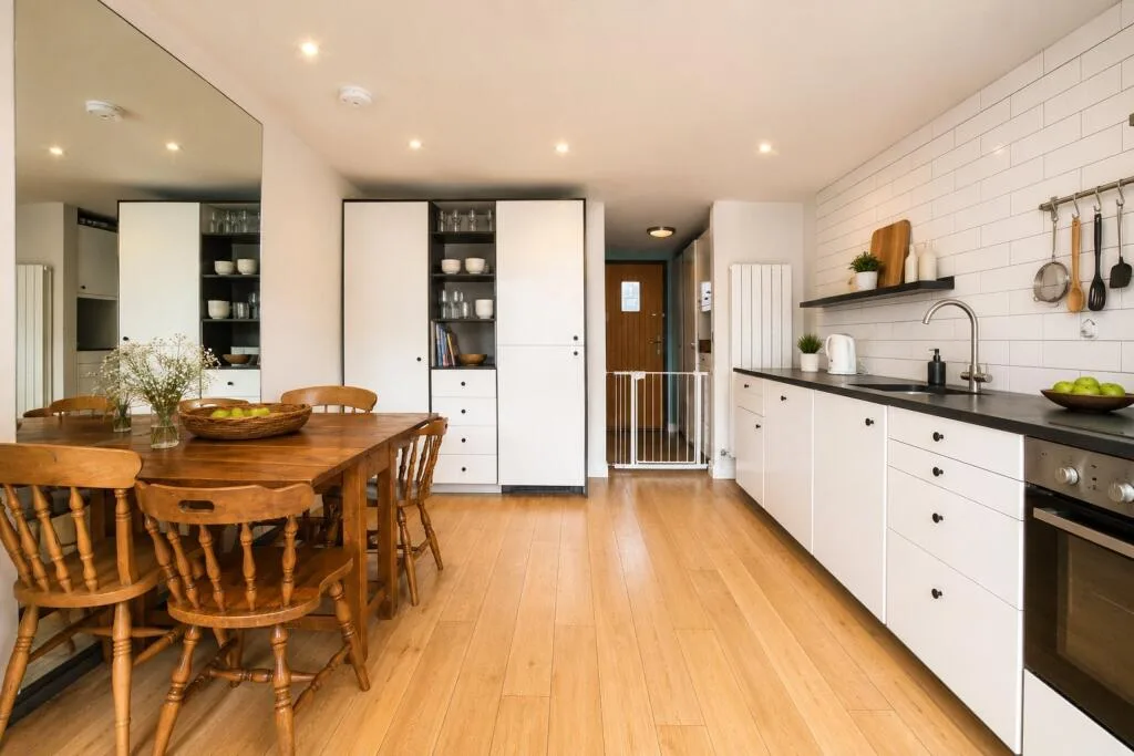 3 bedroom semi-detached house for rent