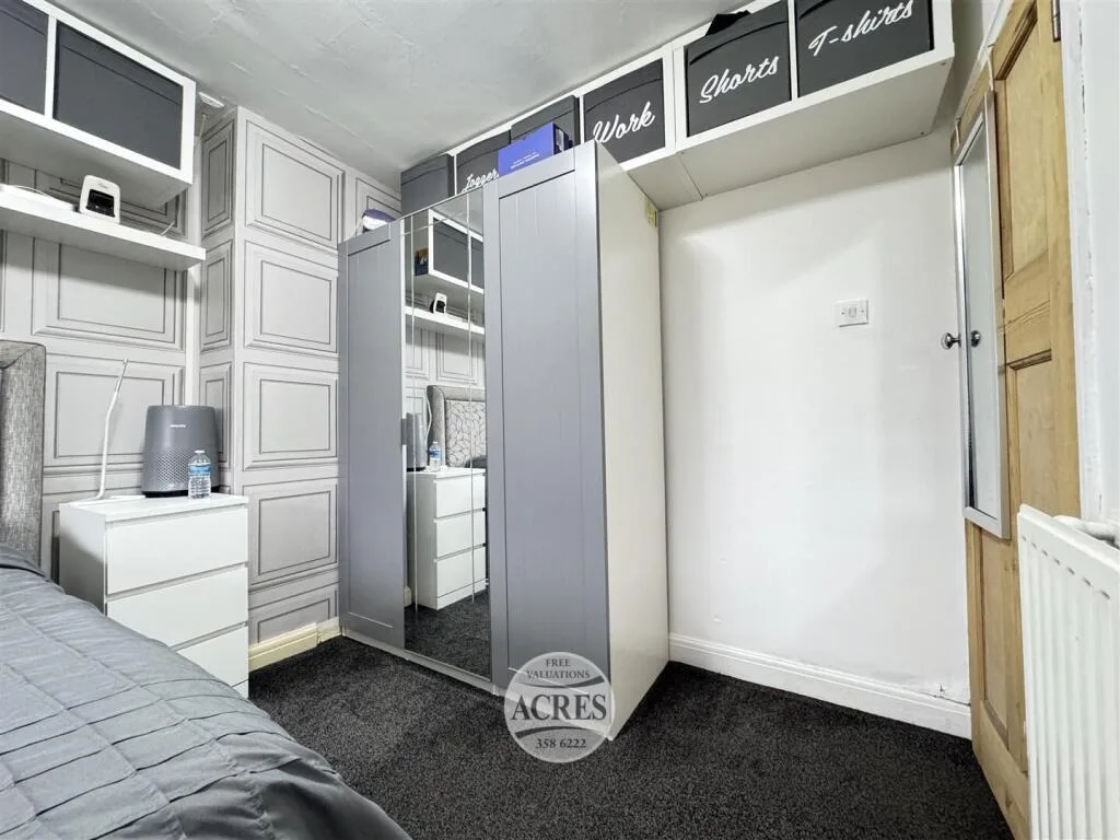 3 bedroom semi-detached house for rent