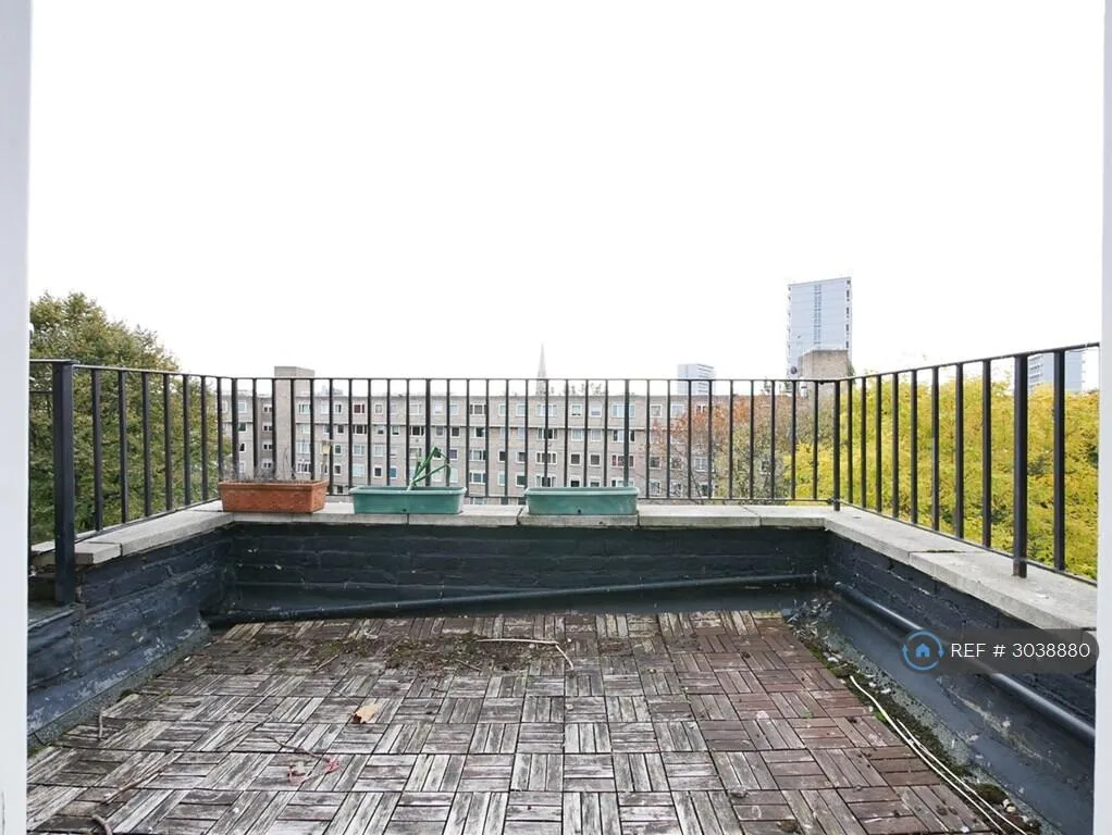 4 bedroom flat for rent