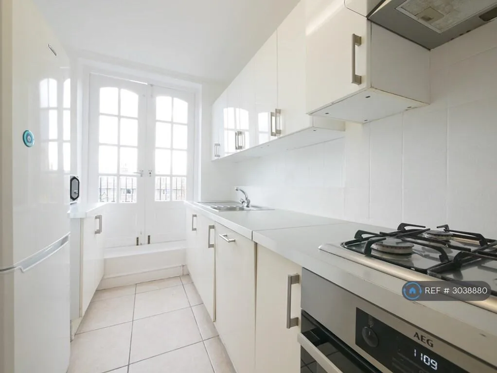 4 bedroom flat for rent