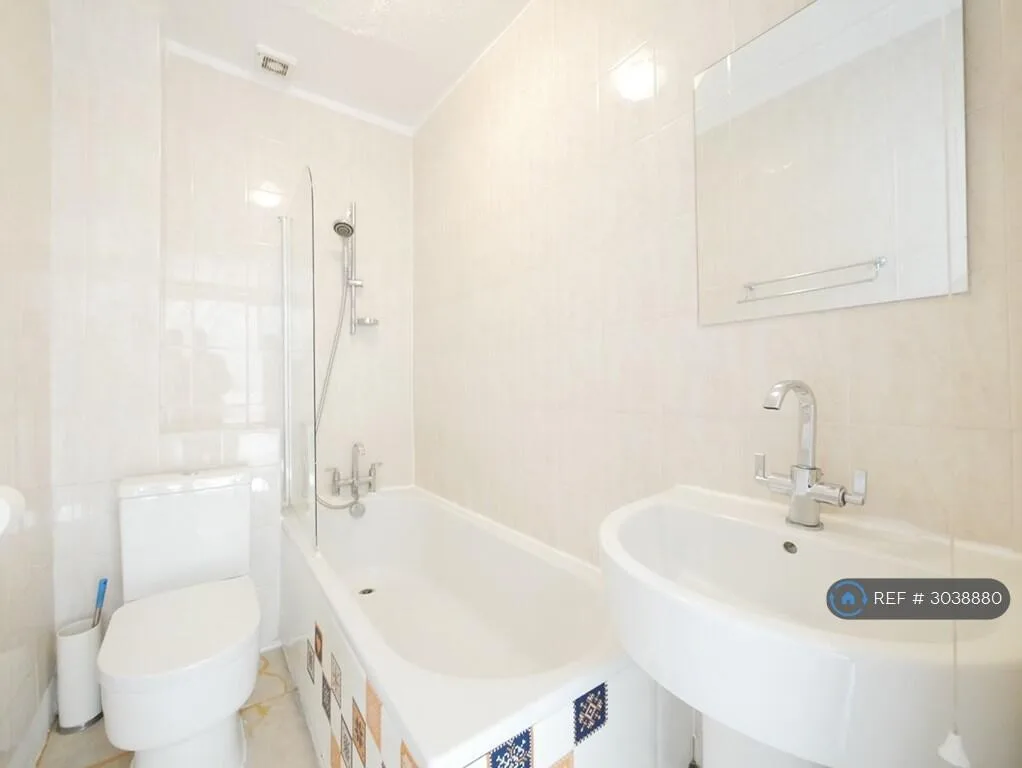4 bedroom flat for rent