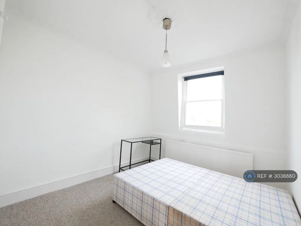 4 bedroom flat for rent