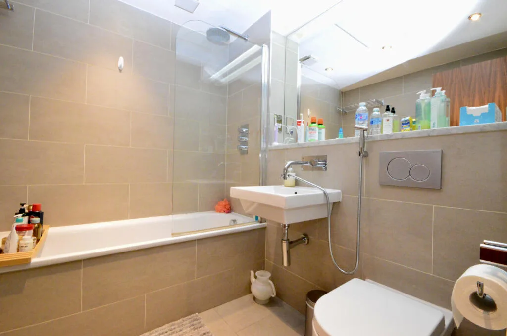 4 bedroom penthouse for rent